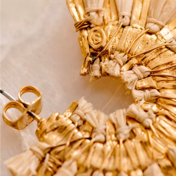 Sezane Mathis Anneaux Gold Fan Statement Earrings - Picture 5 of 7